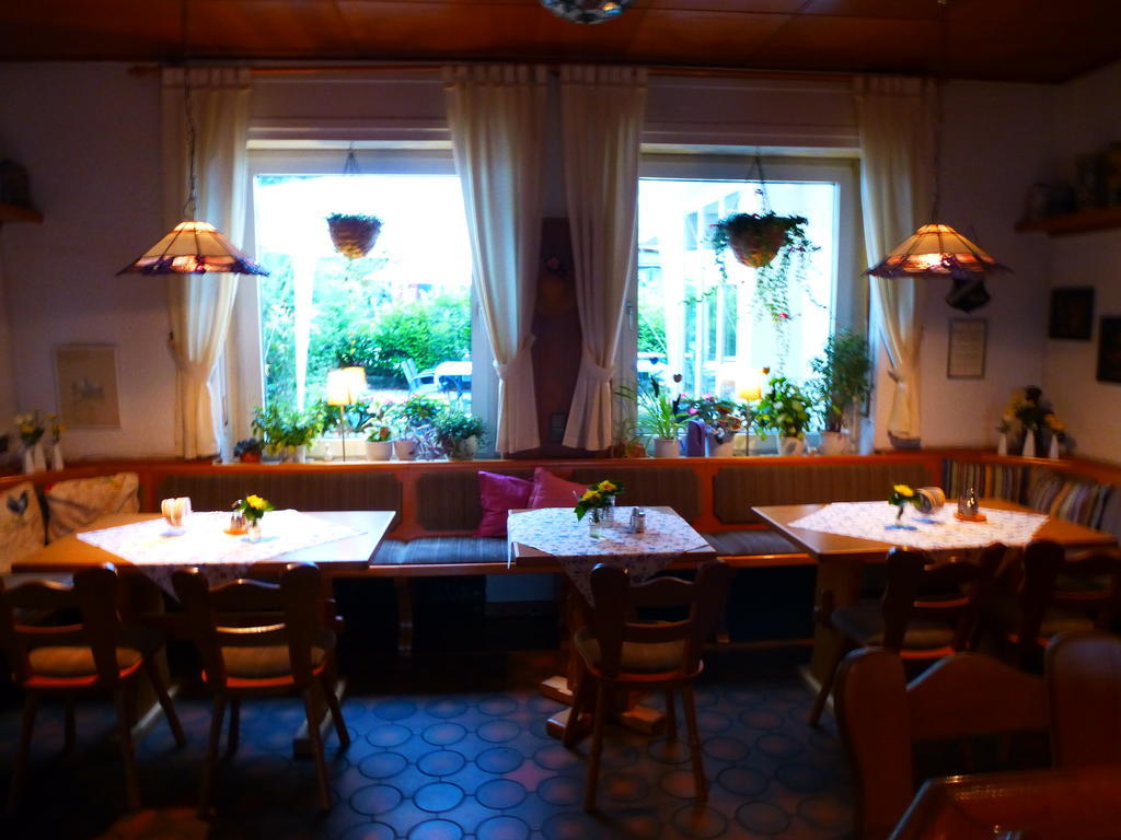 Landhaus-Puettmann Hotel Frondenberg Ngoại thất bức ảnh